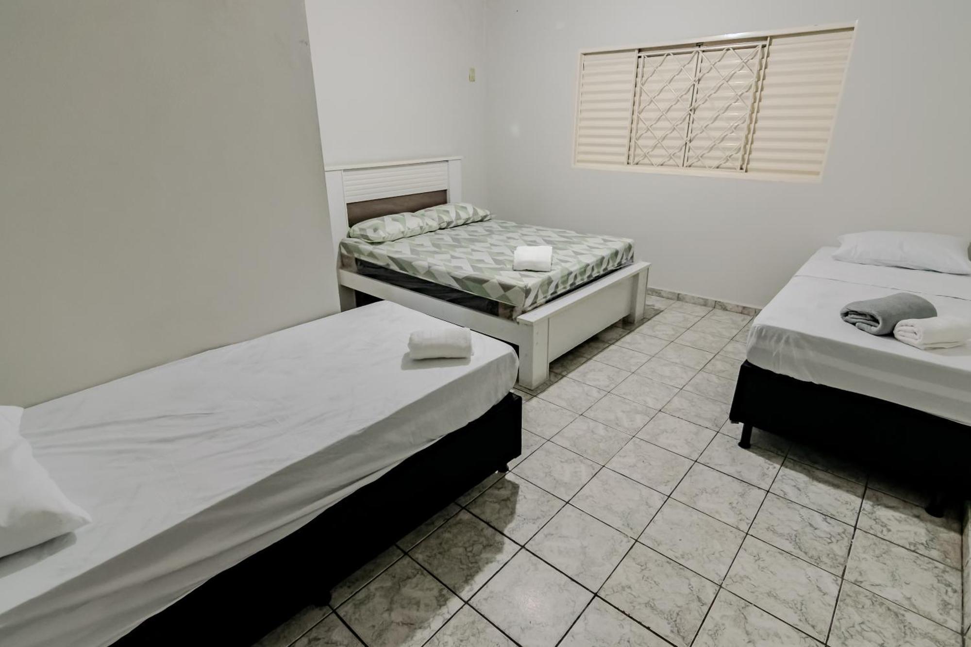Pousada Roosevelt Suite 01 - Pousada Central Prox Rodoviaria E Dist Industrial Uberlândia Kültér fotó